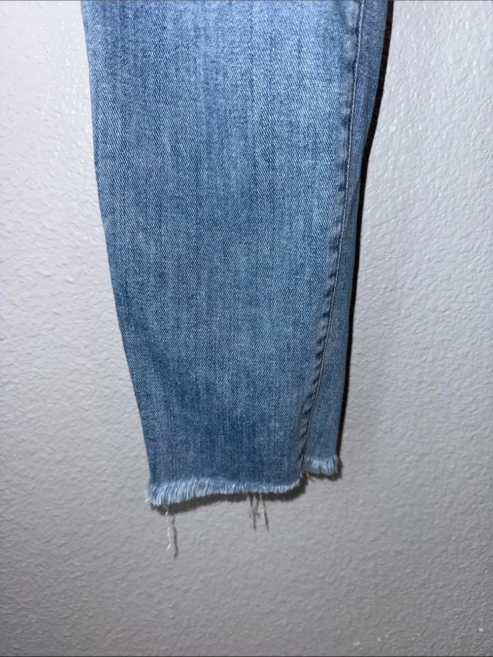 Mother Looker Ankle Fray  Light Wash Women's Jeans - Picture 3 of 9